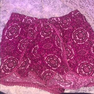 hollister flowy shorts